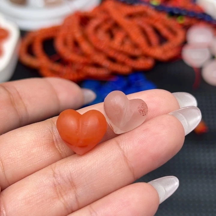 吊坠(不含链)未镶嵌南红玛瑙多样性