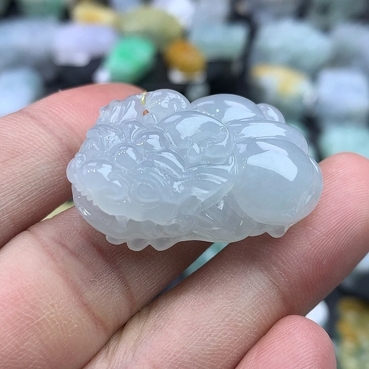 翡翠未镶嵌颈饰天然缅甸翡翠貔貅吊坠