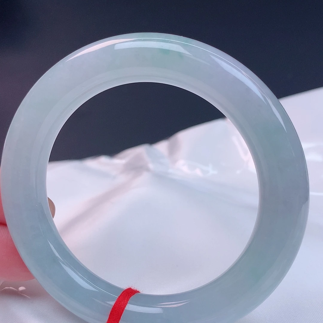 【闪购商品】未镶嵌手镯翡翠52+