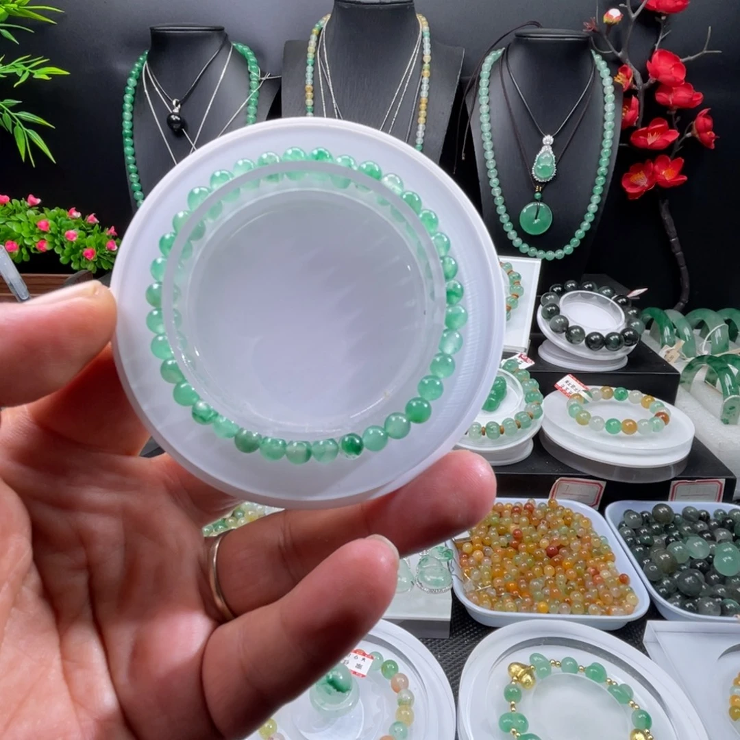 石英质玉（非洲翠）未镶嵌手链