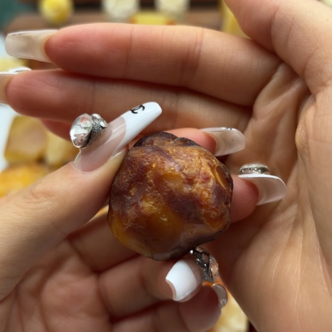 用***0定制琥珀未镶嵌不退不换