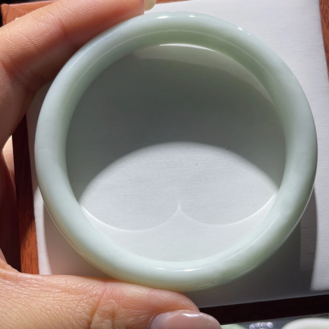 未镶嵌手镯蓝田玉（蛇纹石化大理石玉）