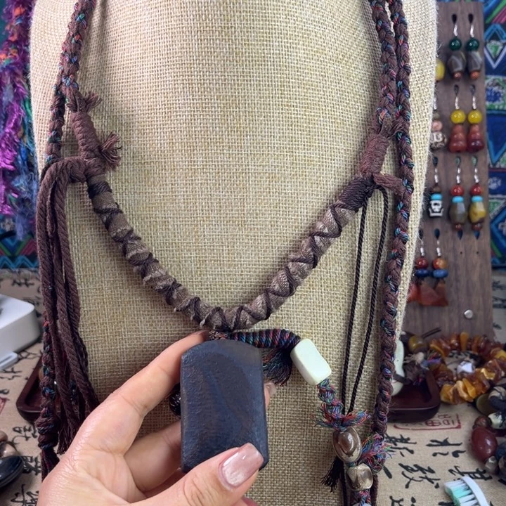 *****玛瑙/玉髓未镶嵌颈饰