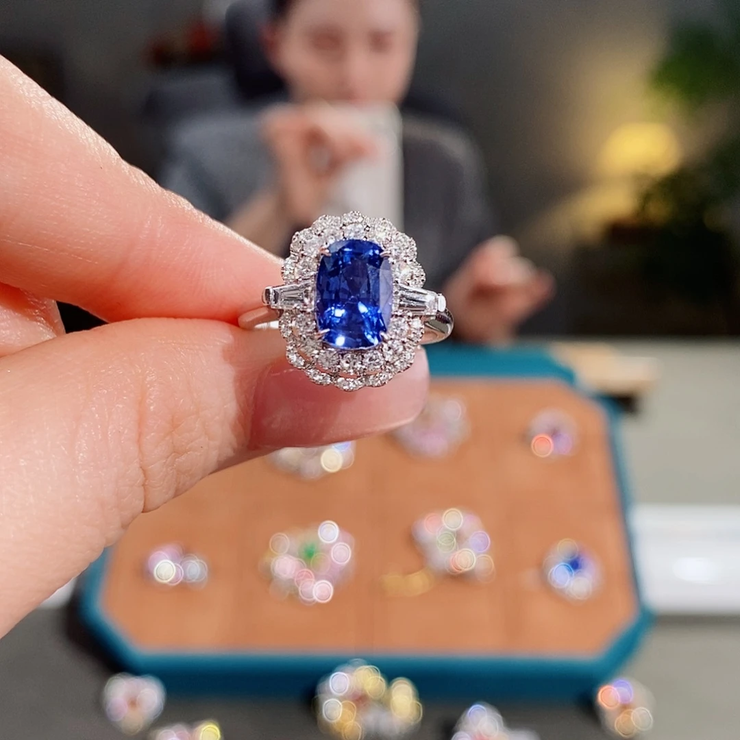 蓝宝石18K金镶嵌戒指2.48ct
