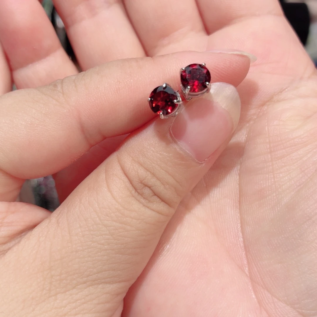 石榴石耳饰银S925镶嵌
