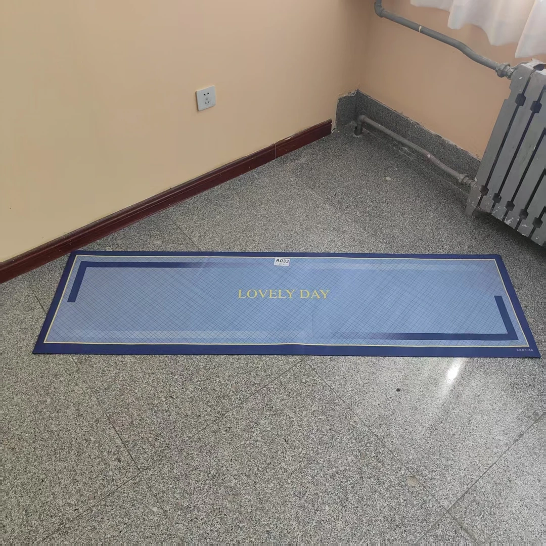 深蓝色长条地垫A033