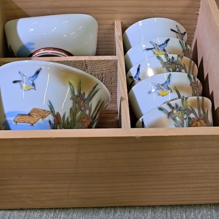 杯精品瓷器，欢迎各位老师