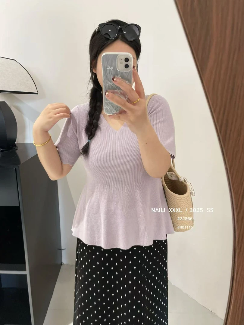 果仔家大码百搭V领鱼尾针织短袖22866