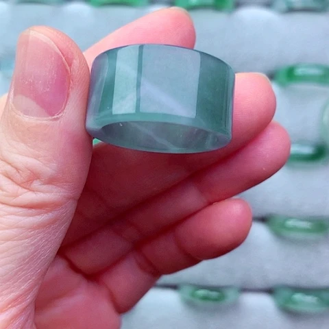 翡翠戒指未镶嵌天然翡翠
