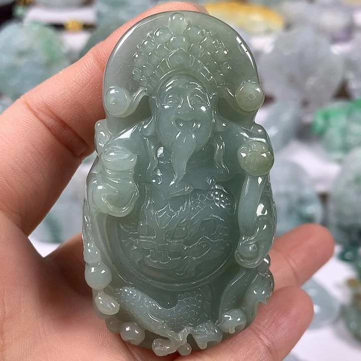 翡翠未镶嵌颈饰立体财神爷福利
