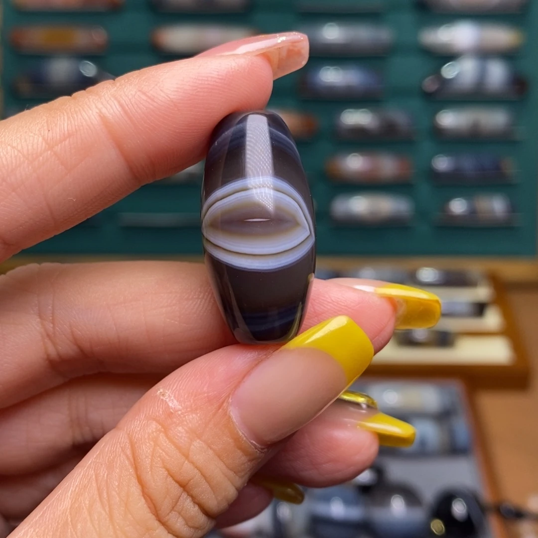 那***雨未镶嵌玛瑙/玉髓珠宝半成品