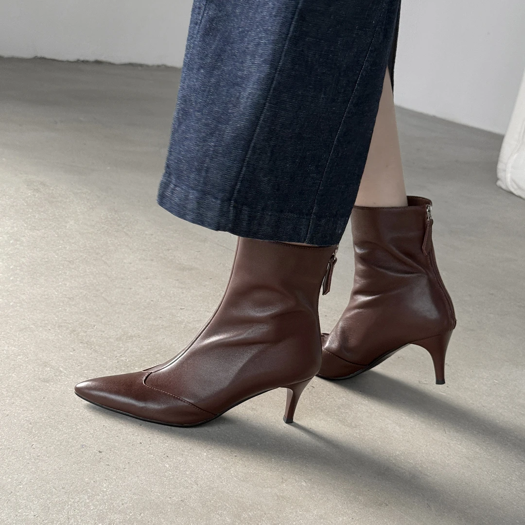 7cm法式尖头高跟弹力短靴百搭棕色加绒瘦瘦靴秋冬不累脚高跟靴子