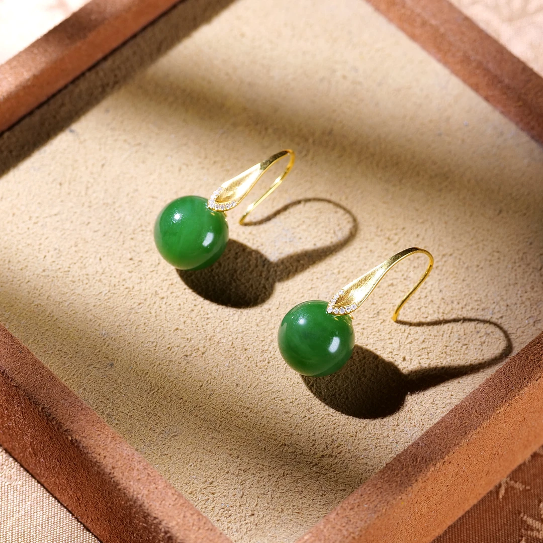 【小雨来了】18k金镶嵌和田玉碧玉圆珠耳钩 多样性发一件