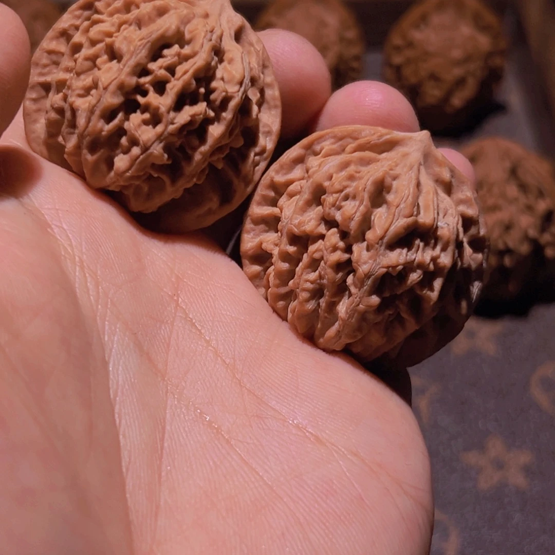 瑞麟文玩核桃山地无名野核 35.39.35