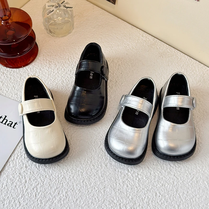 儿童黑色英伦风皮鞋2025春秋新款女童玛丽珍乐福鞋小女孩复古单鞋