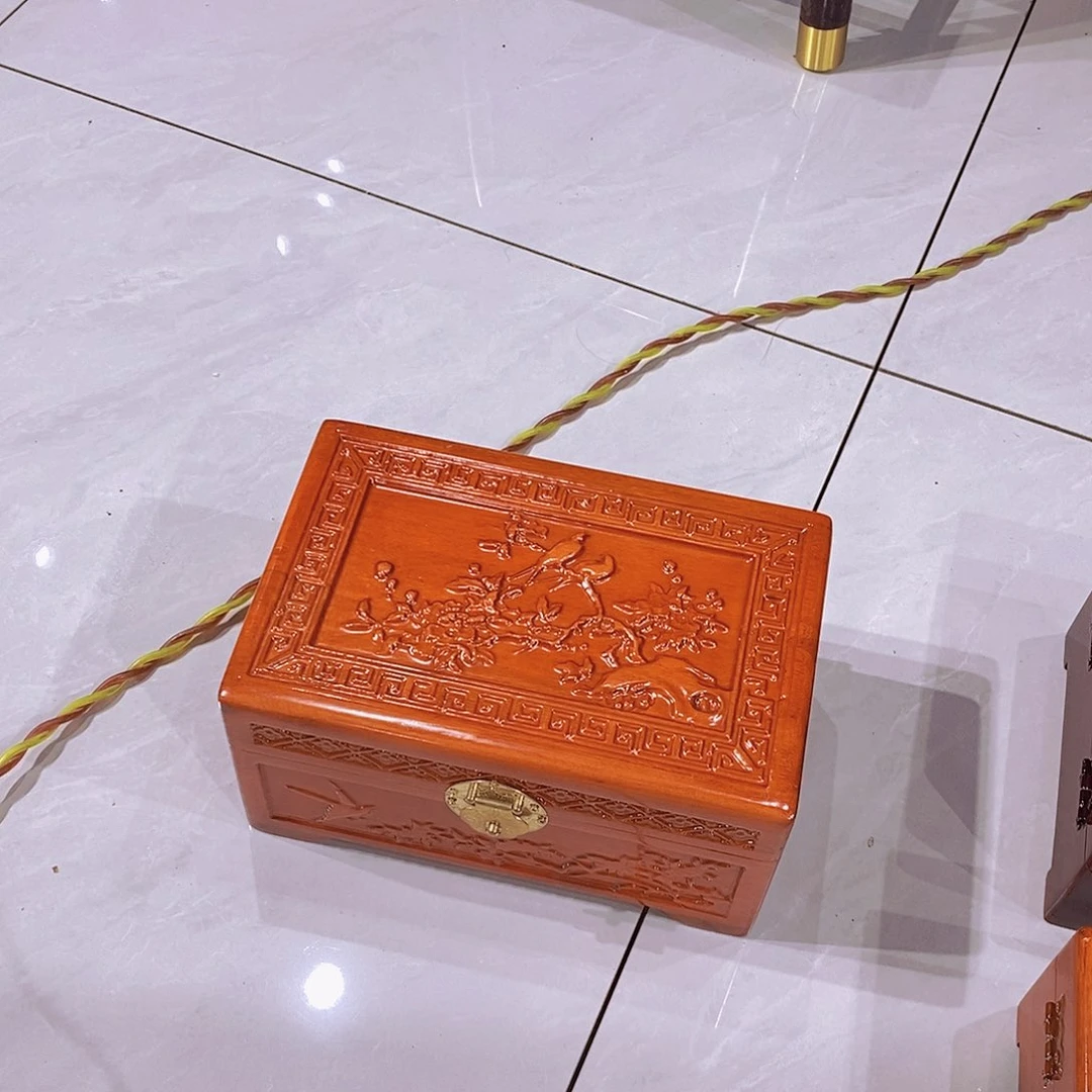 木（非红木类）樟木箱首饰盒婚嫁盒