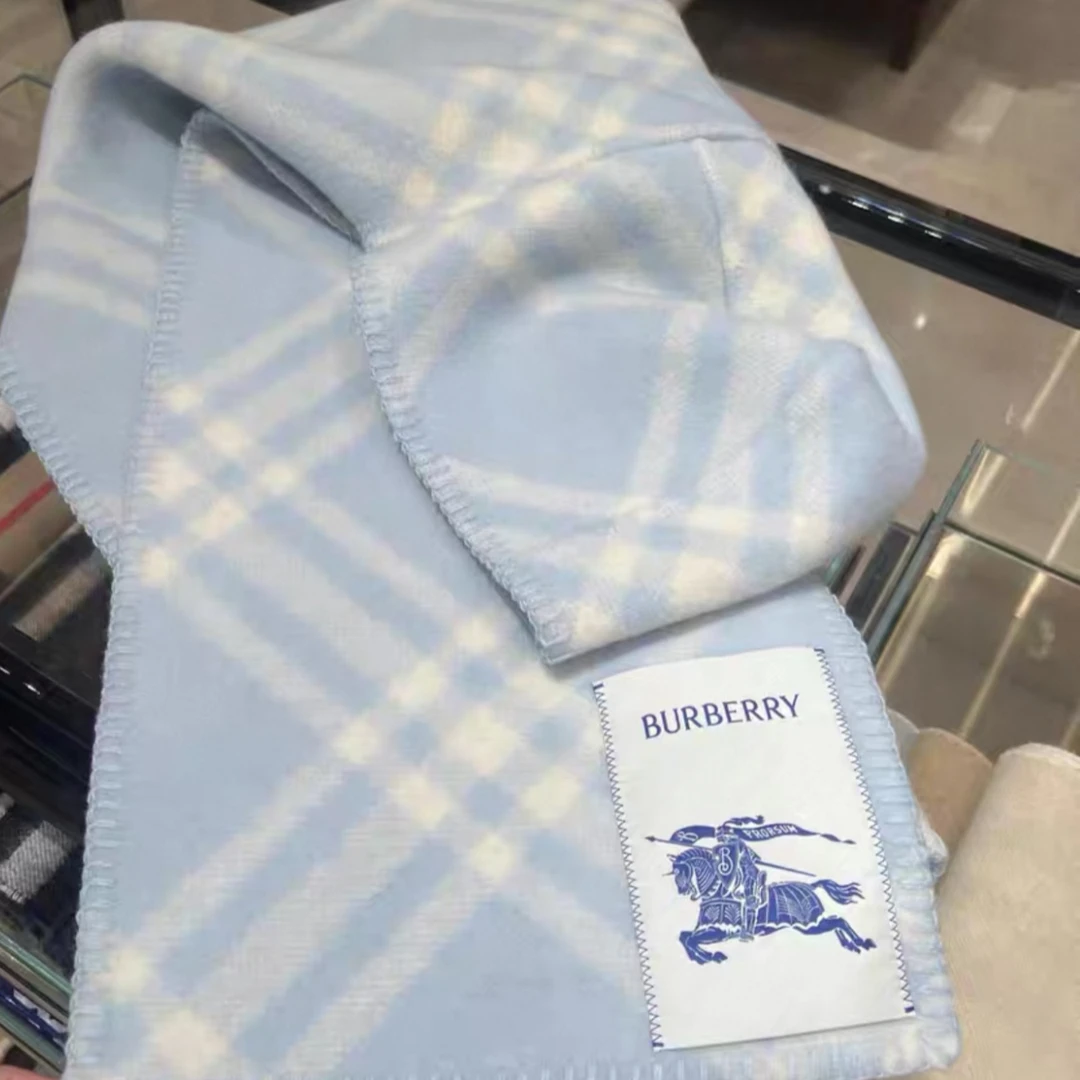 时尚百搭高定服装