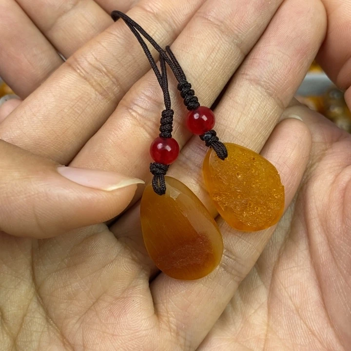 琥珀珠宝奇石未镶嵌多样性发其一