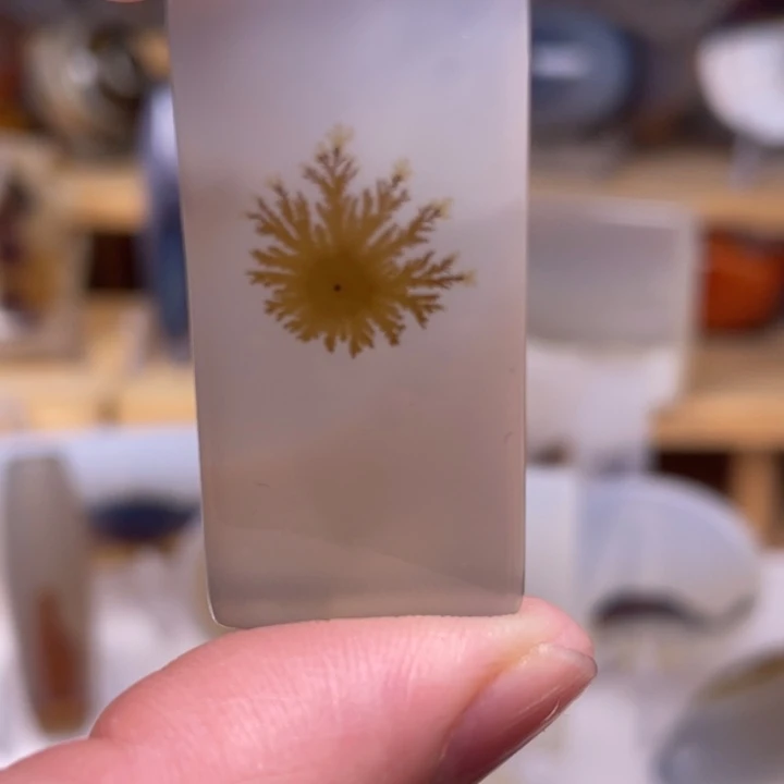 玛瑙/玉髓未镶嵌吊坠(不含链)