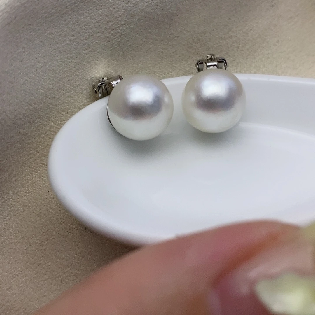 【闪购商品】银S925镶嵌海水珍珠耳饰耳夹