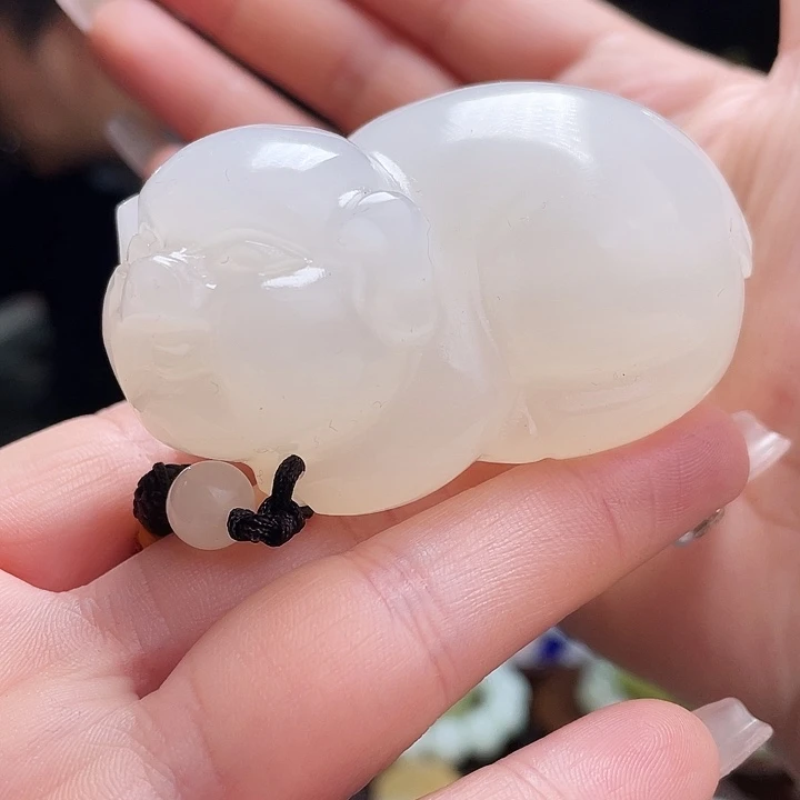 石英质玉把件未镶嵌