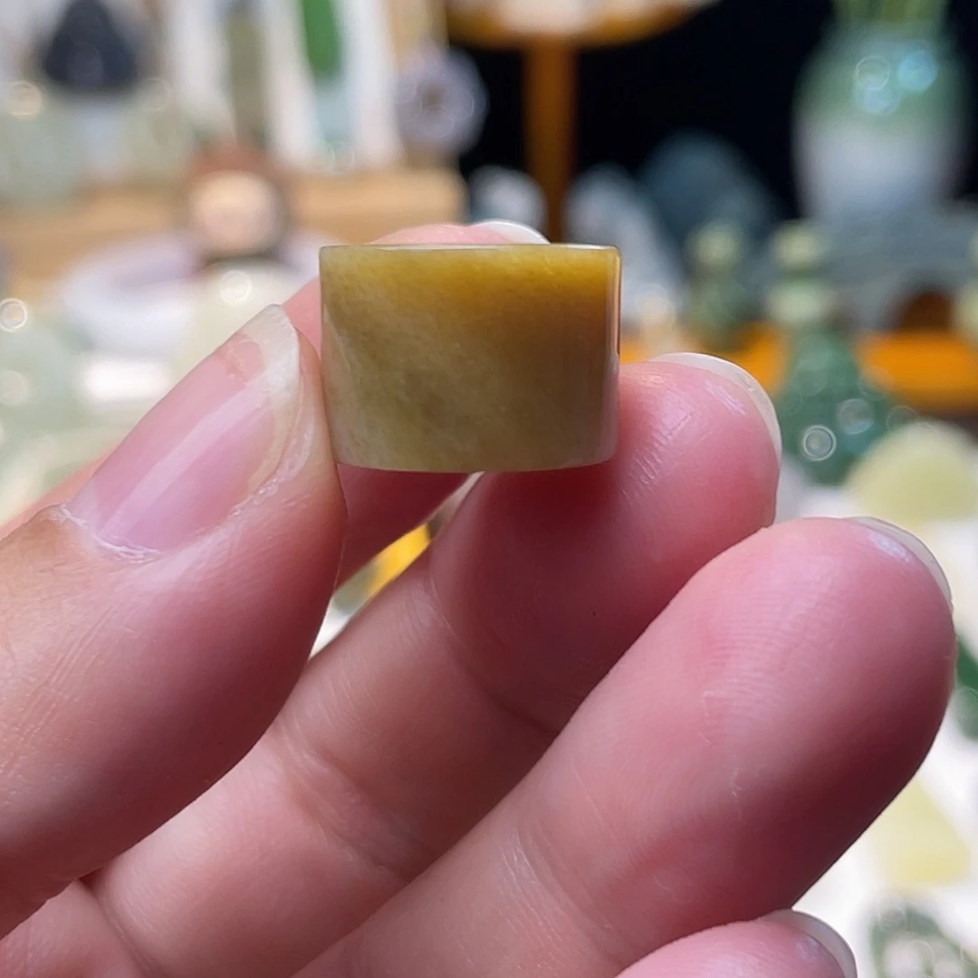 和田玉未镶嵌珠宝半成品