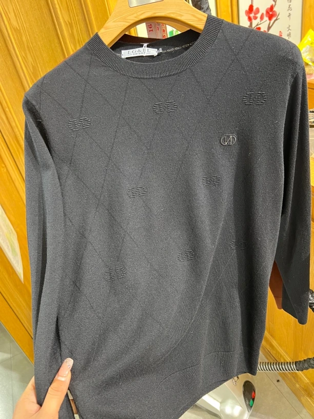 男士春款薄型针织羊毛衫