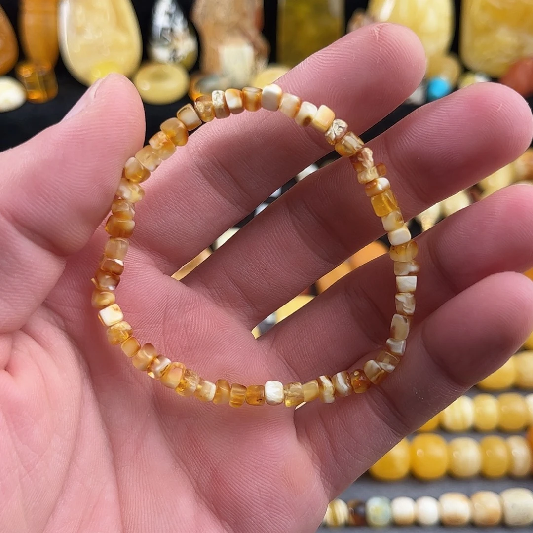 蜜蜡未镶嵌珠宝奇石