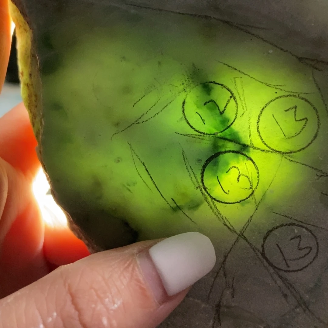 翡翠未镶嵌挂件天然翡翠