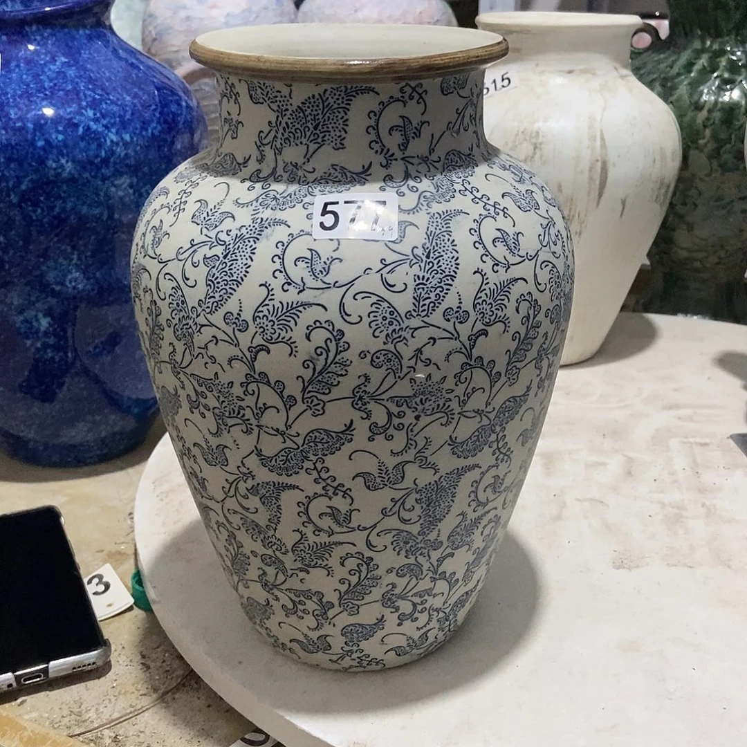 萌****景德镇高温花瓶多拍