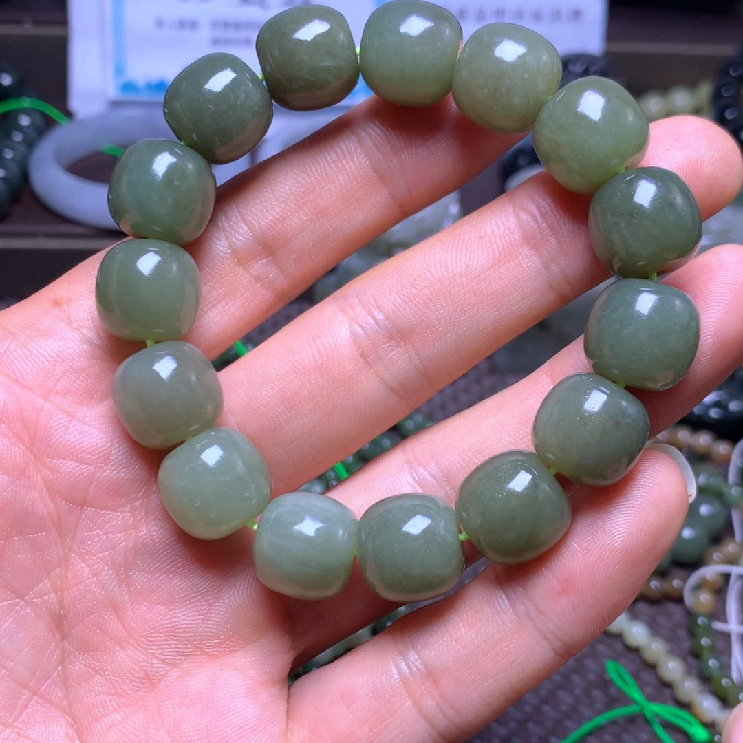 和田玉未镶嵌手串