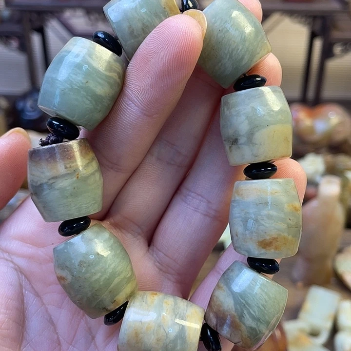 未镶嵌和田玉（糖玉）挂件