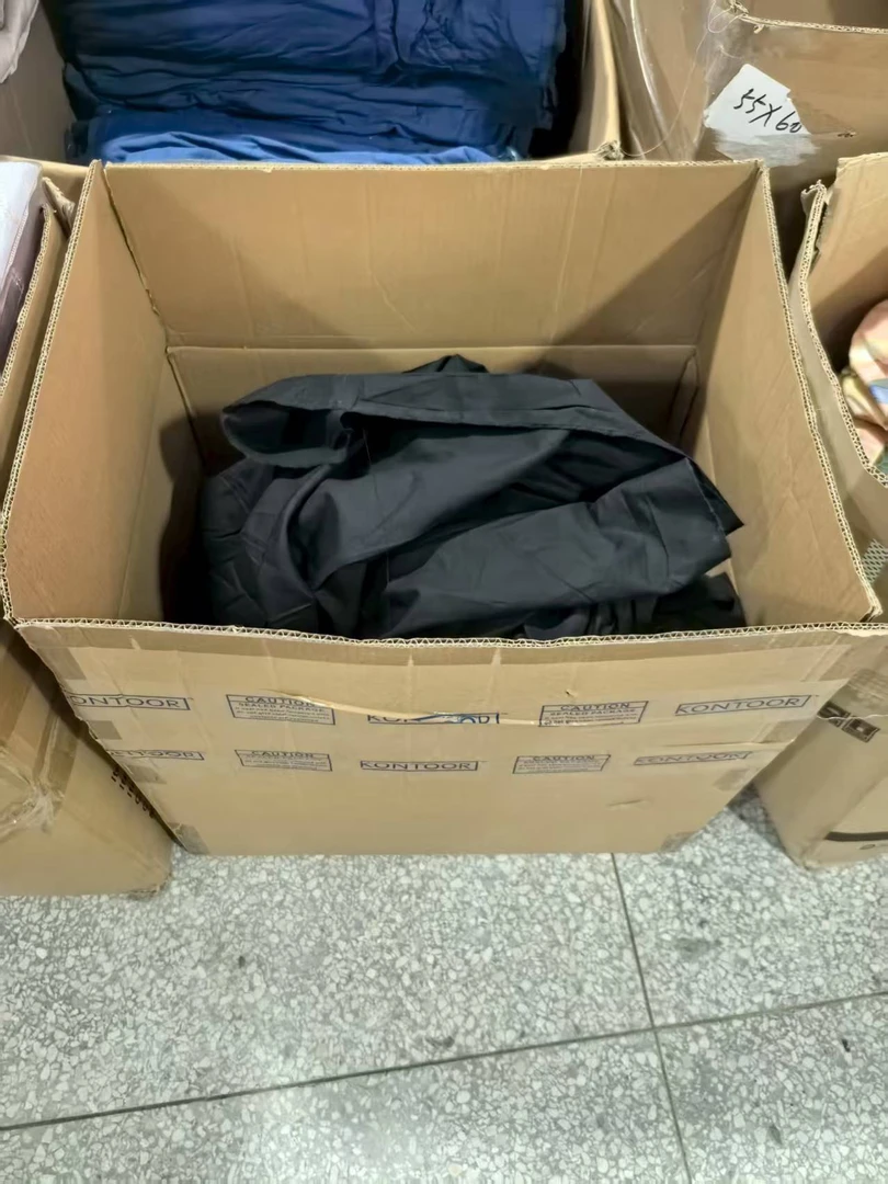《厚广家》3楼170×290黑色棉麻布料 发1张