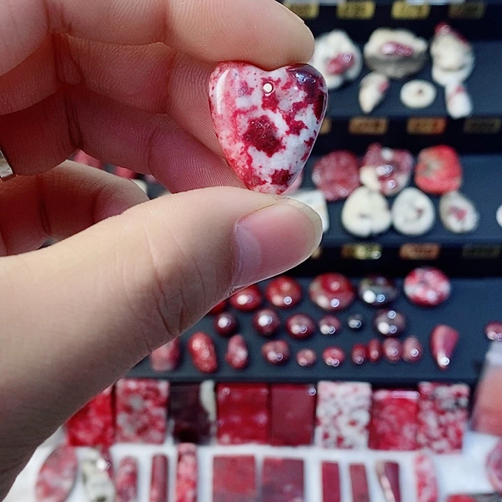 天然辰砂天然朱砂吊坠14