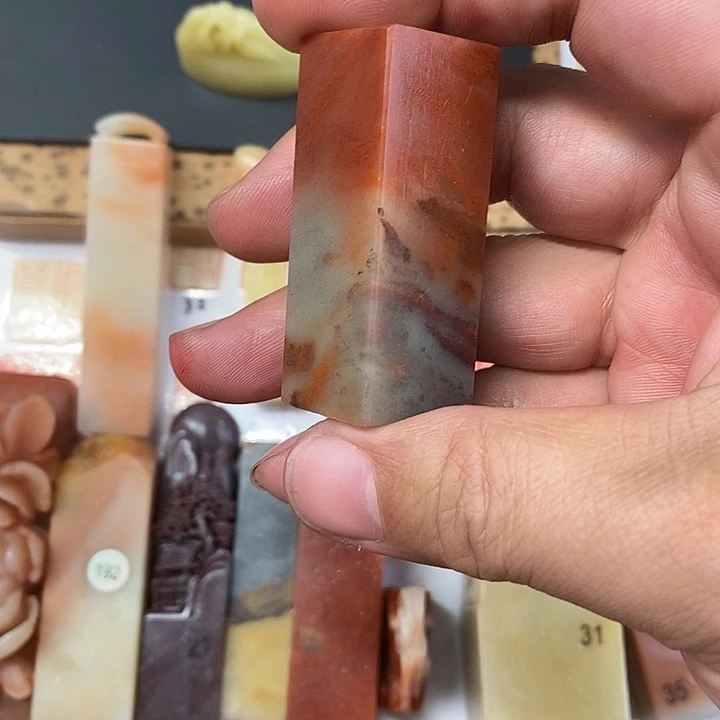 S***老挝石现场直播篆刻