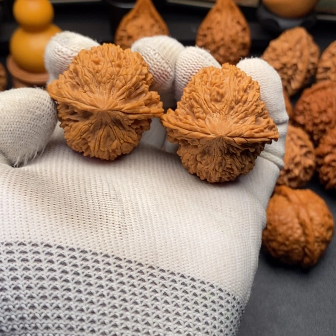 文玩核桃吊坠满天星40