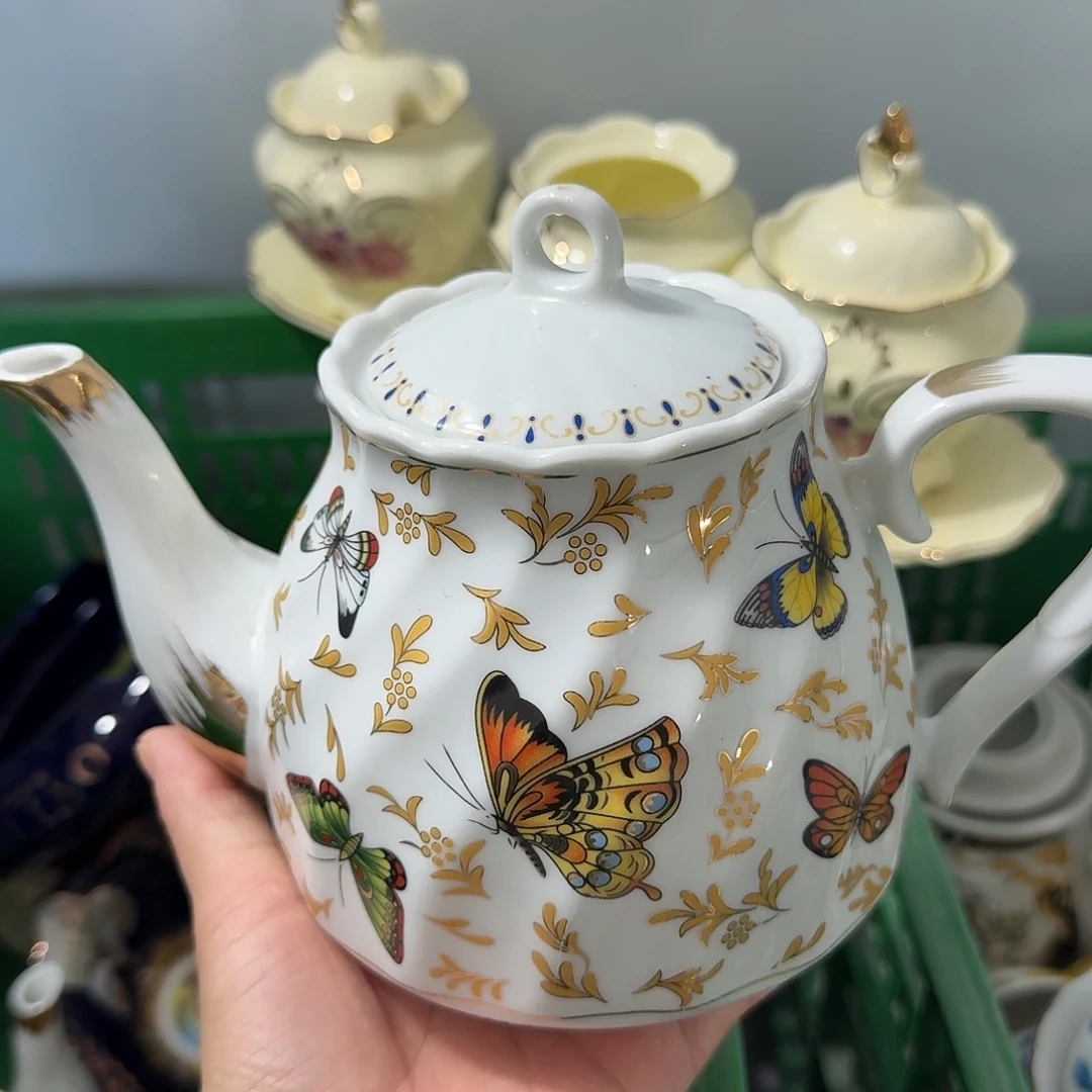 瓷片微瑕…………………………