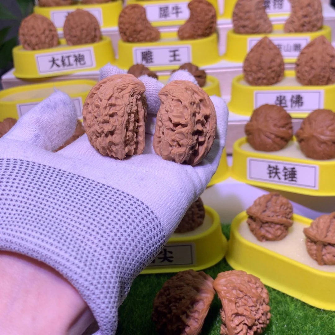 把件桃核大孤石雕