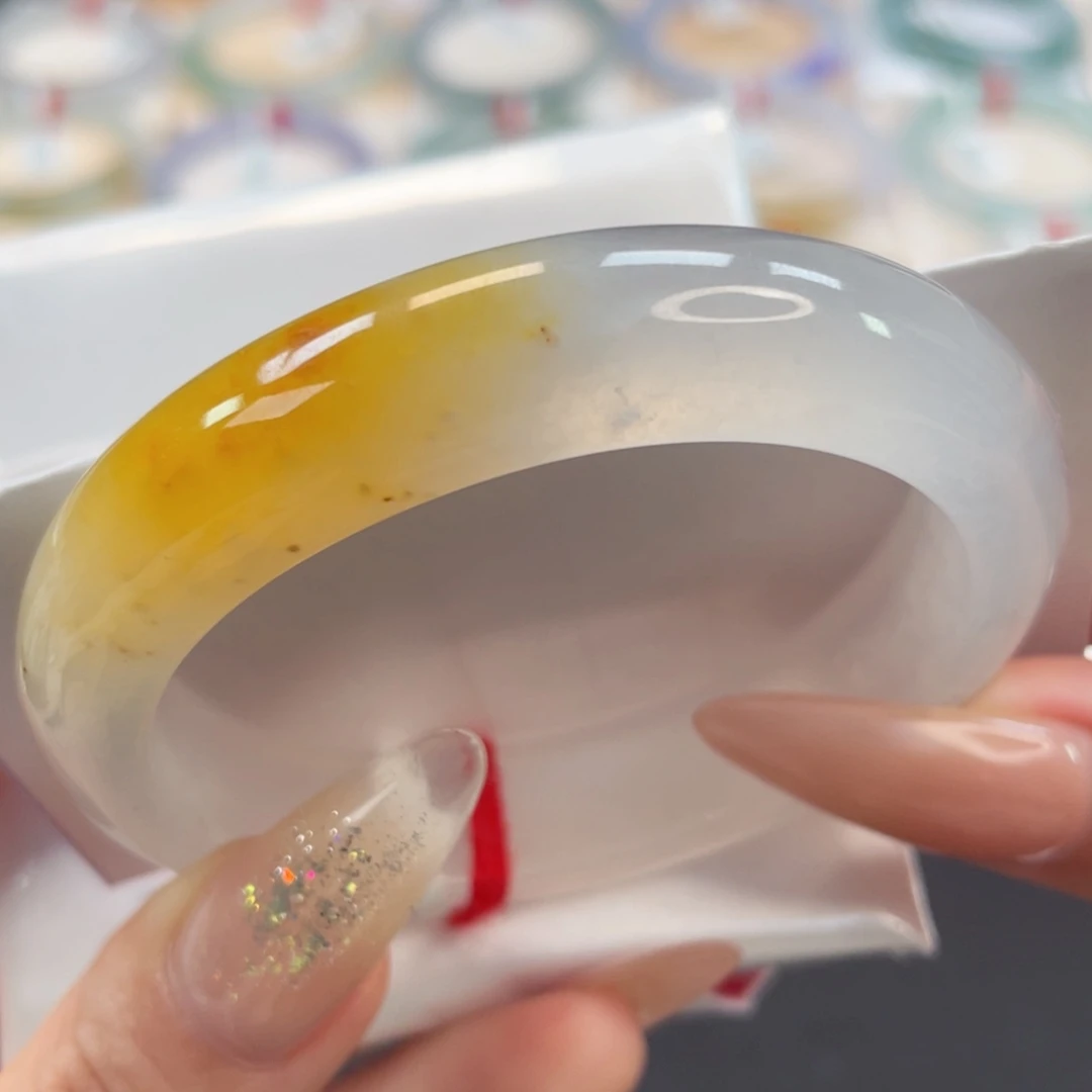 未镶嵌手镯翡翠54贵妃冷白冰芒果黄45号