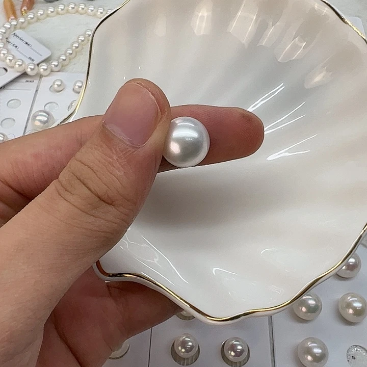 梓***娴未镶嵌淡水珍珠裸珠