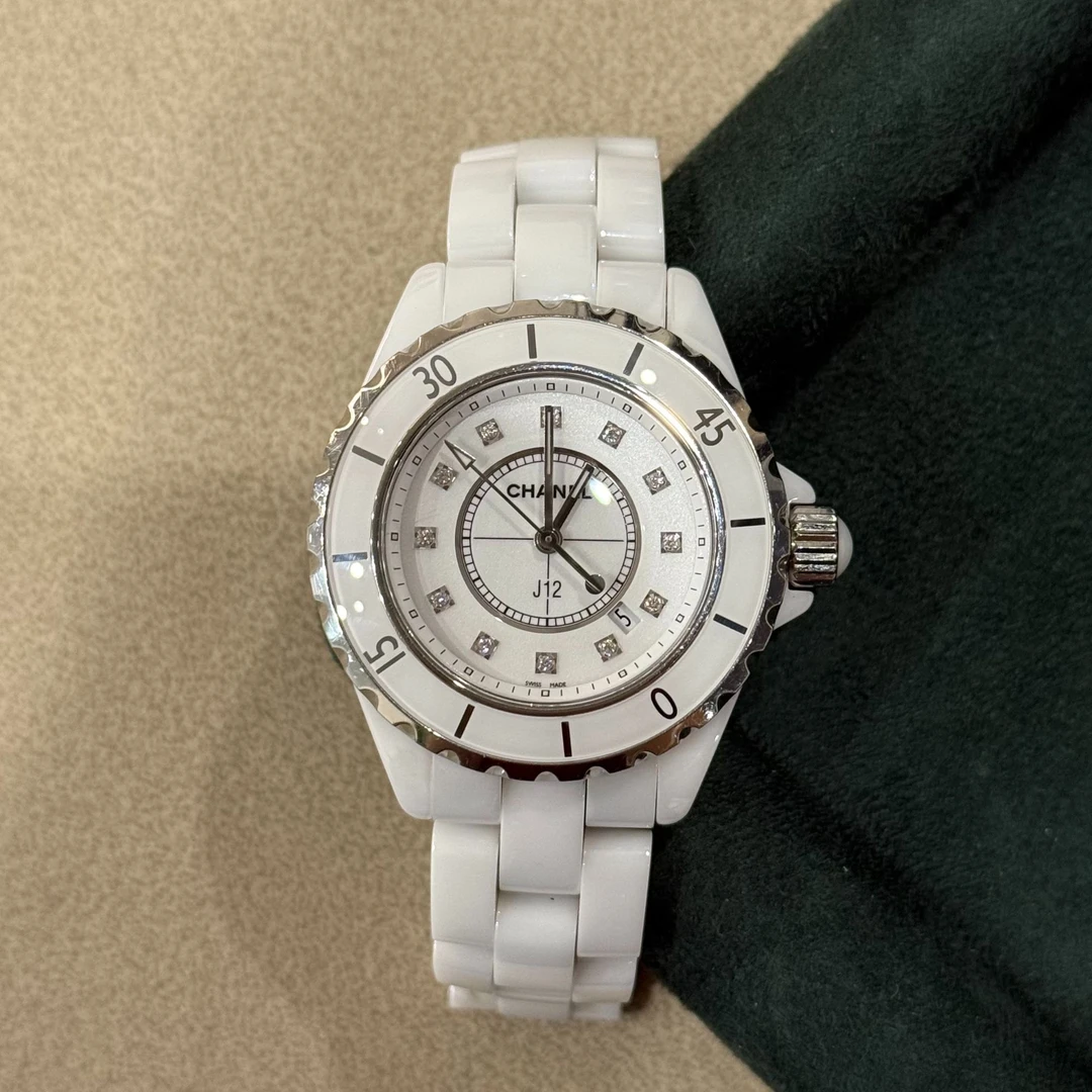 95新 Chanel/香奈儿 J12/33mm/石英/女表/钻石刻度/原镶钻
