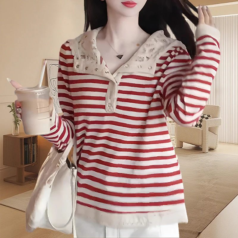 休闲知性风减龄拼接t恤女装长袖秋季百搭洋气红色条纹蕾丝帽衫女