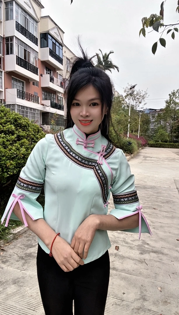 2025新款壮族苗族布依族少数民族服饰