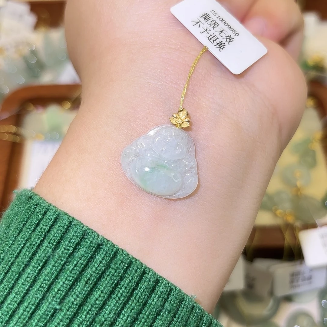 翡翠18K金镶嵌颈饰佛公