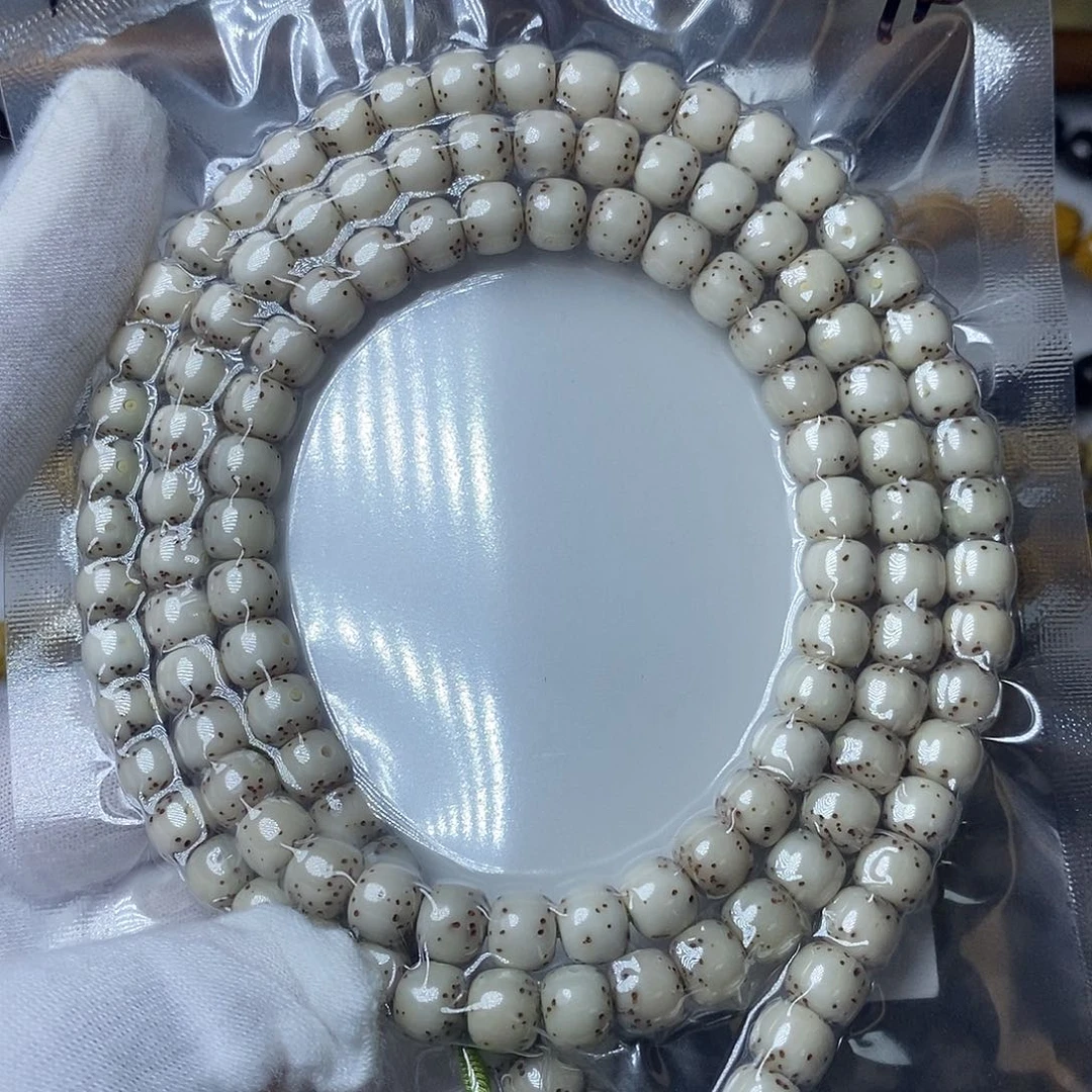 星月菩提手串76瓷白大留白