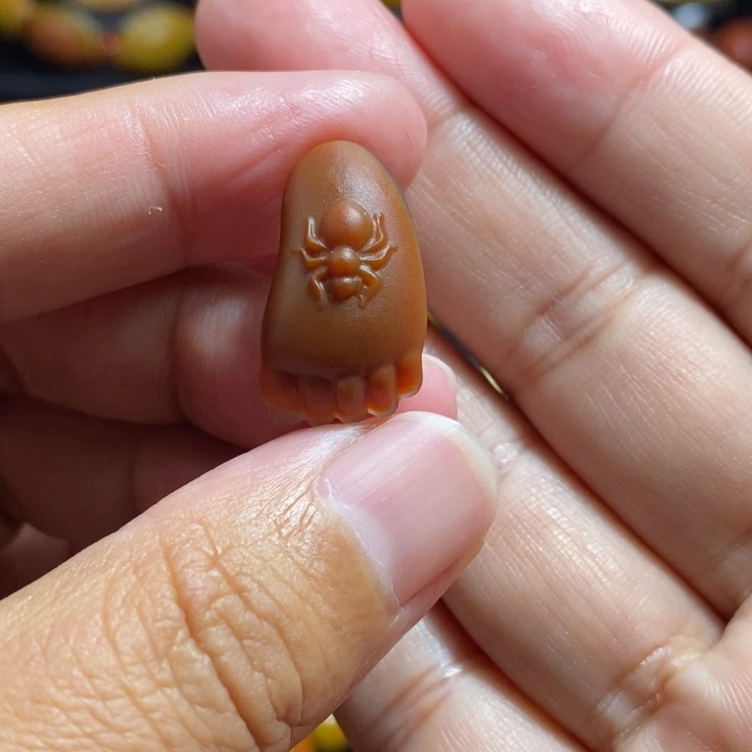 玛瑙/玉髓未镶嵌战国红知足常乐