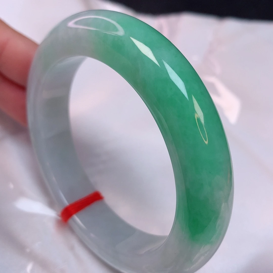 翡翠手镯未镶嵌54 翡翠手镯