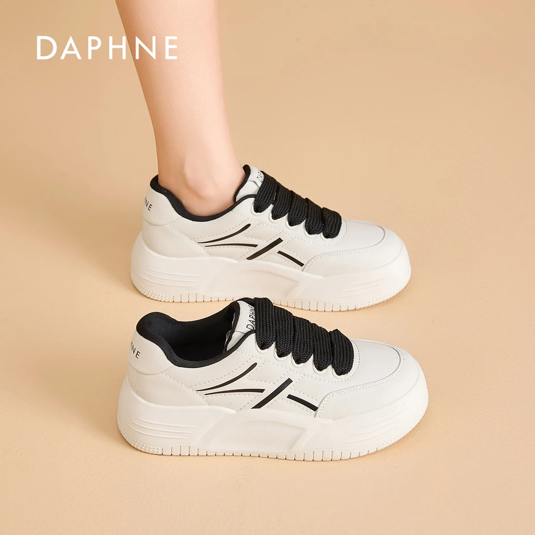 达芙妮厚底增高板鞋女款新款秋冬季百搭真皮韩版时尚休闲运动鞋S