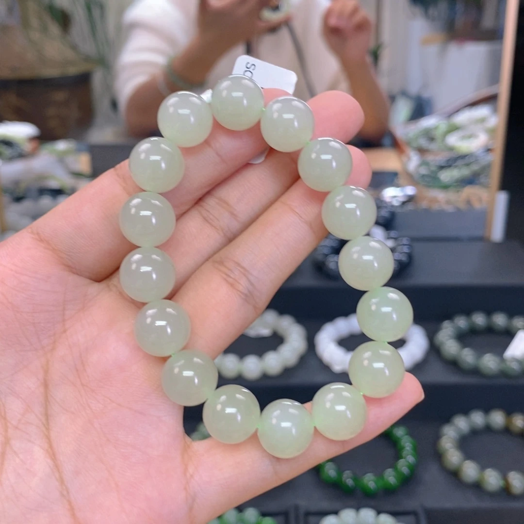 未镶嵌手链和田玉碎*头
