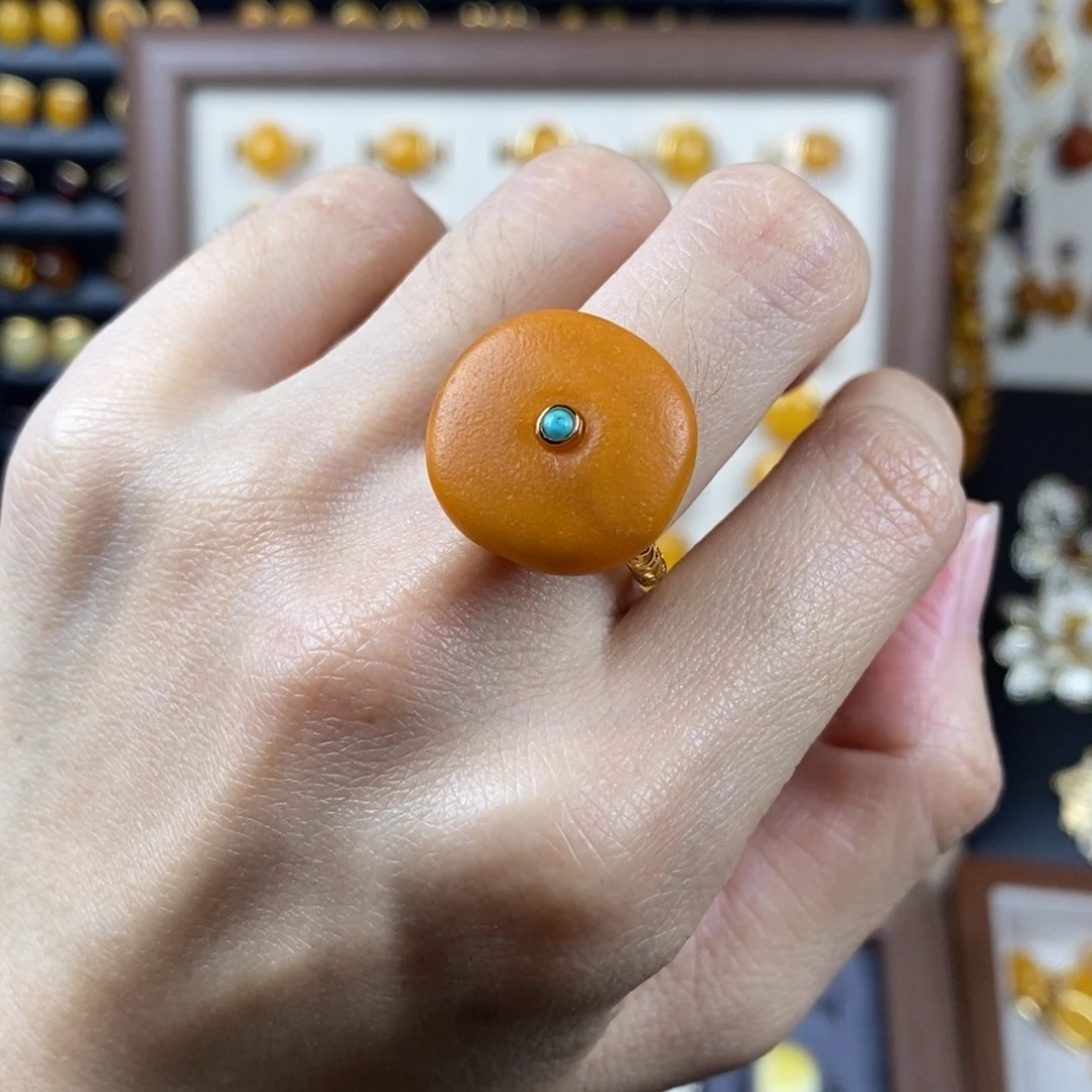 琥珀未镶嵌裸石成品